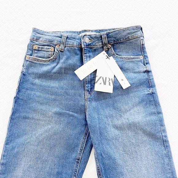 Zara Bootcut Medium Wash Distressed Denim Jeans SZ08 NWT - Picture 7 of 8